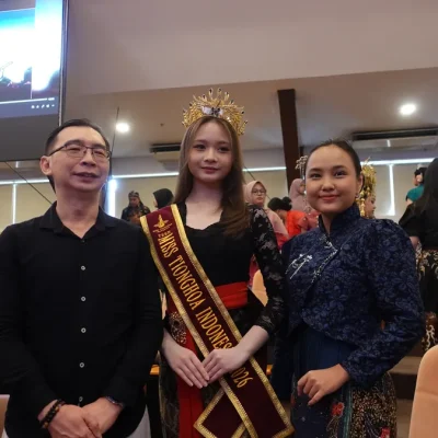 Lomba Menyalin Aksara Jawa Menjadi Bagian Perjalanan Awal Fiorentine sebagai Teen Miss 2026