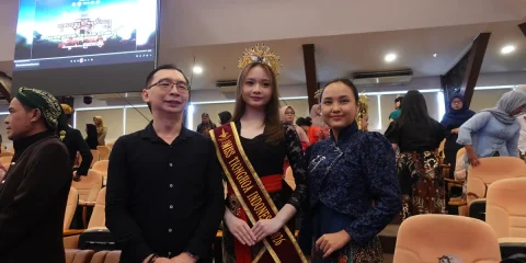 Lomba Menyalin Aksara Jawa Menjadi Bagian Perjalanan Awal Fiorentine sebagai Teen Miss 2026