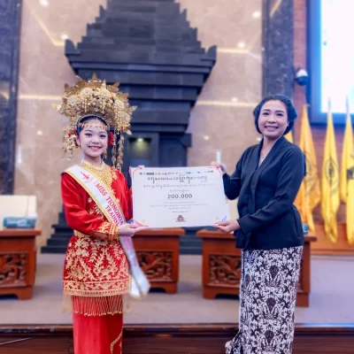 Best Dress Melengkapi Gelar Tradisi dan Budaya Vanessa Wattimena di Bulan Bahasa